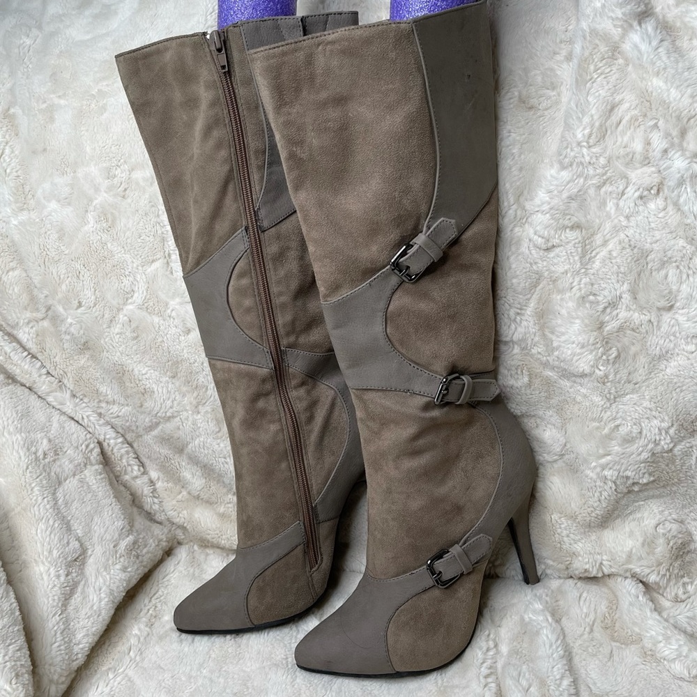 American Exchange Mid Calf Stiletto Boots Grey Buckles